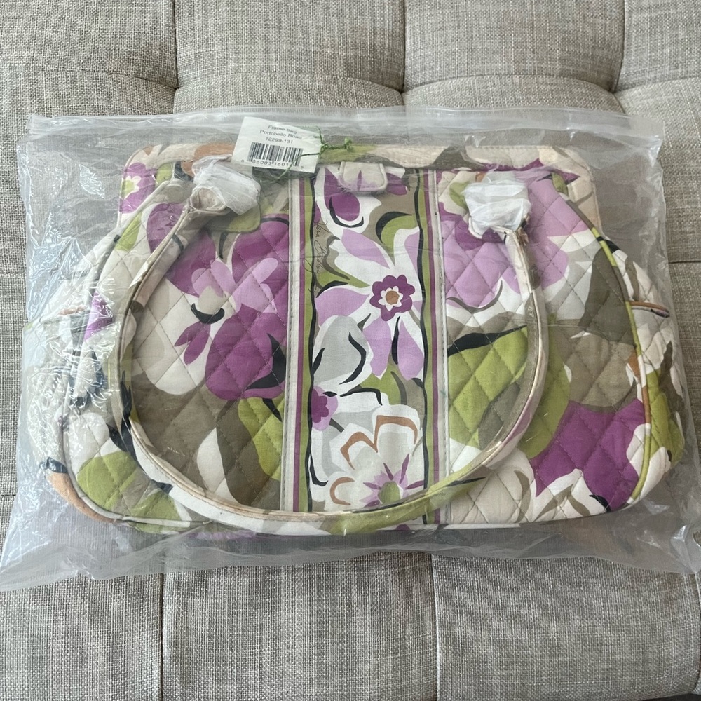 NWT: Vera Bradley: Frame/Shoulder Bag - Portobello Road